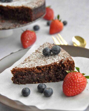 Torta Caprese - flourless Chocolate Cake