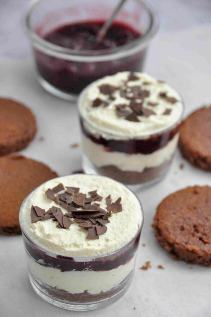 Mini Black Forest Cakes, lignup of several cakes