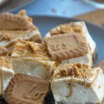 Biscoff Cheesecake Squares, slices