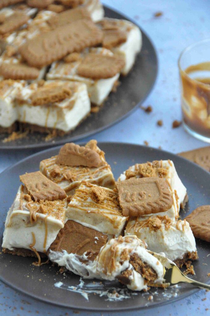 Biscoff Cheesecake Bars, pretty mess