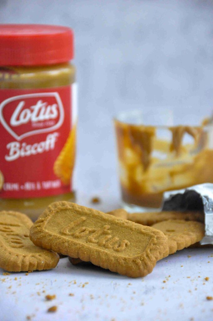 Biscoff spread and biscuits for Biscoff Cheesecake Bars